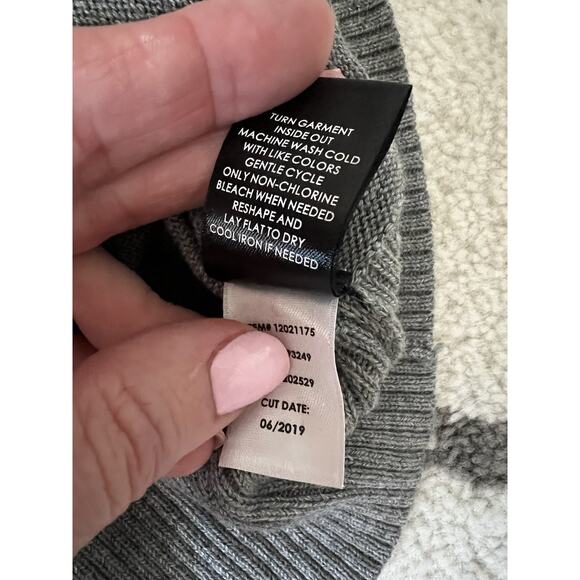 TORRID Gray Fox Graphic Novelty Raglan 100% Cotton Sweatshirt Sz 4X NWT - Picture 10 of 12